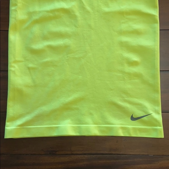Nike Pro Dri-fit Shirt - Picture 3 of 6
